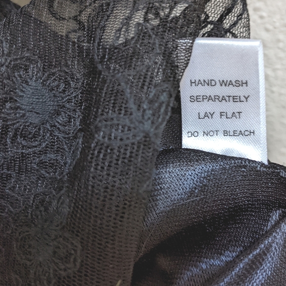 SOLD🔴 Y2k/2000s lace overlay dress - Picture 10 of 11